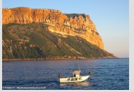 http://www.velo-cyclosport.com/2009/photos/cassis.jpg